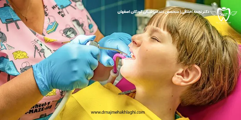 خطرات تأخیر در ترمیم دندان کودکان